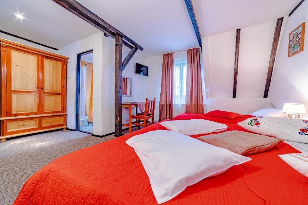 Pensiunea Hanul Oierului Bran  Extérieur photo